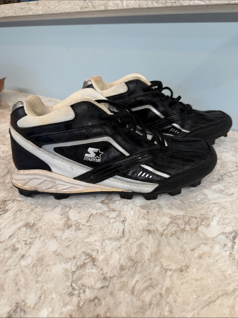 STARTER Black and White Lacrosse Cleats